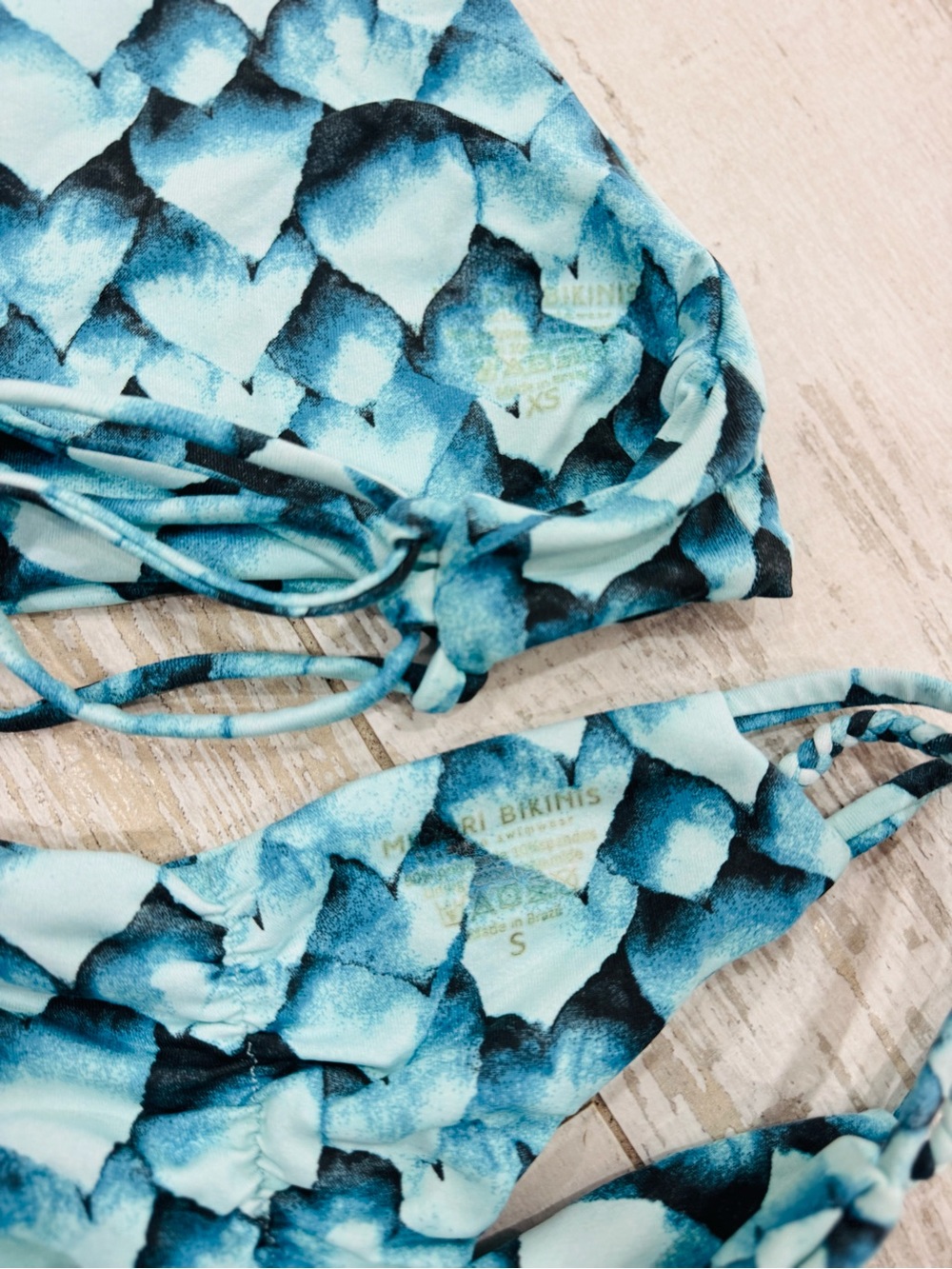 Midori Blue Patterned High-Neck Bikini Set - Picture 2 of 3
